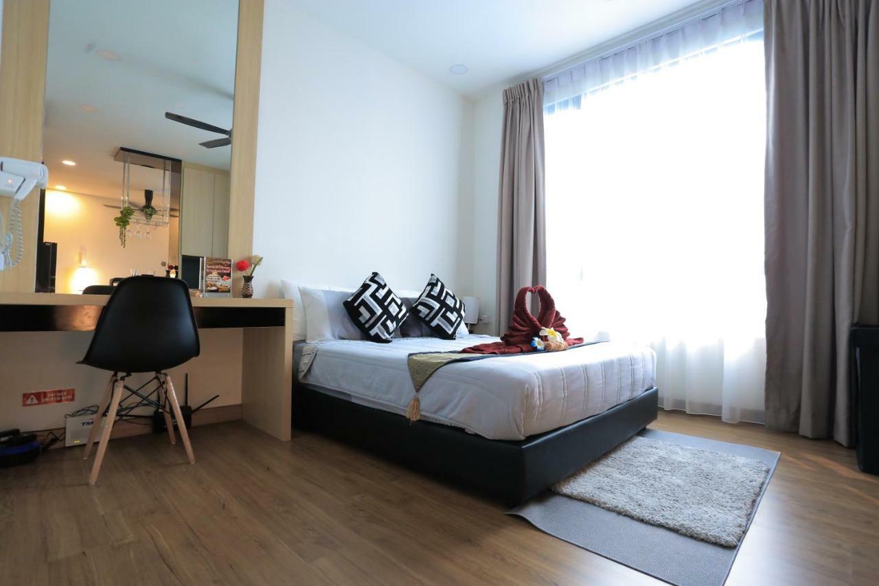 Mlh Deluxe Studio Suites @ Landmark Residence Cheras Dış mekan fotoğraf
