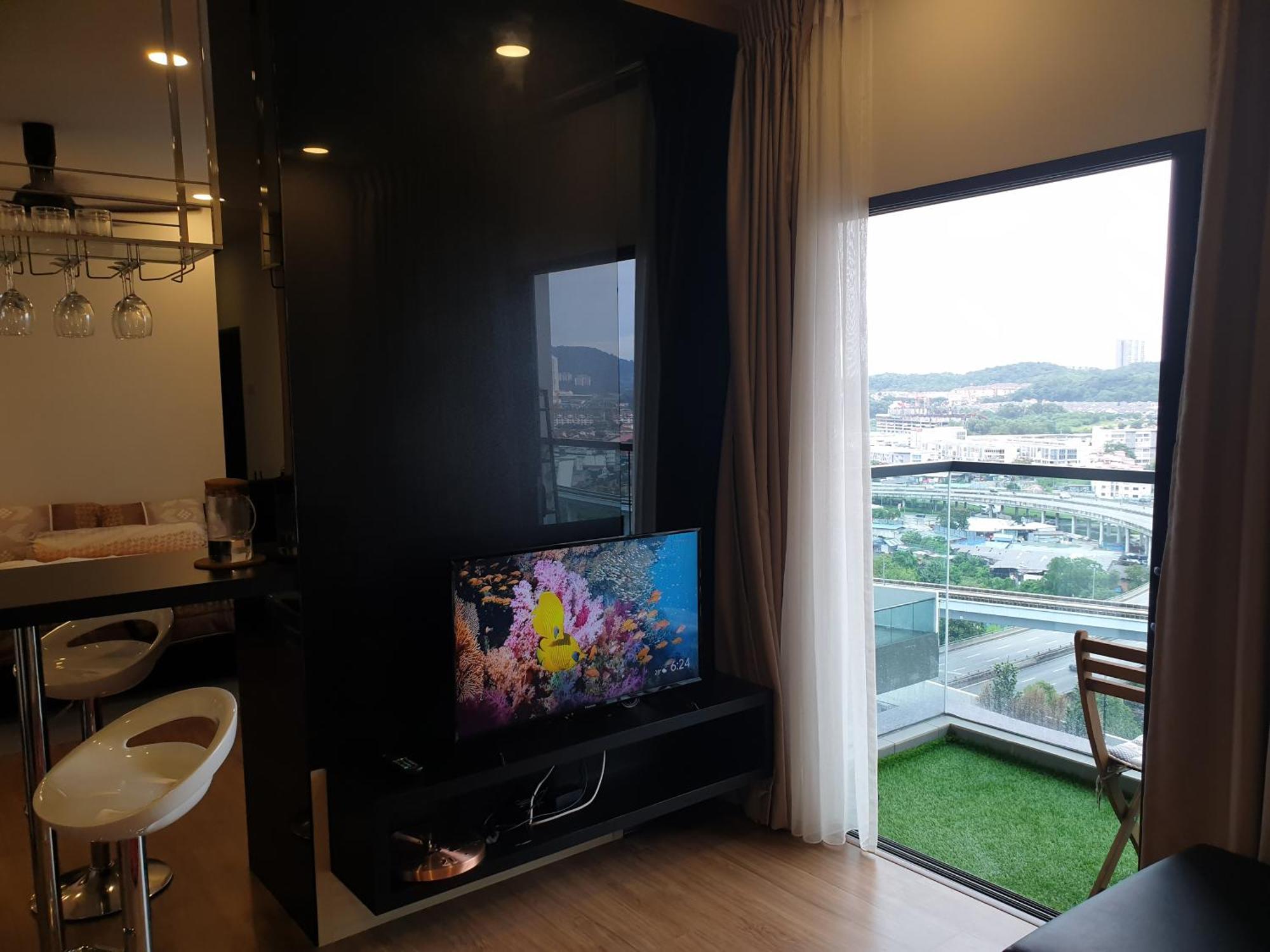 Mlh Deluxe Studio Suites @ Landmark Residence Cheras Dış mekan fotoğraf