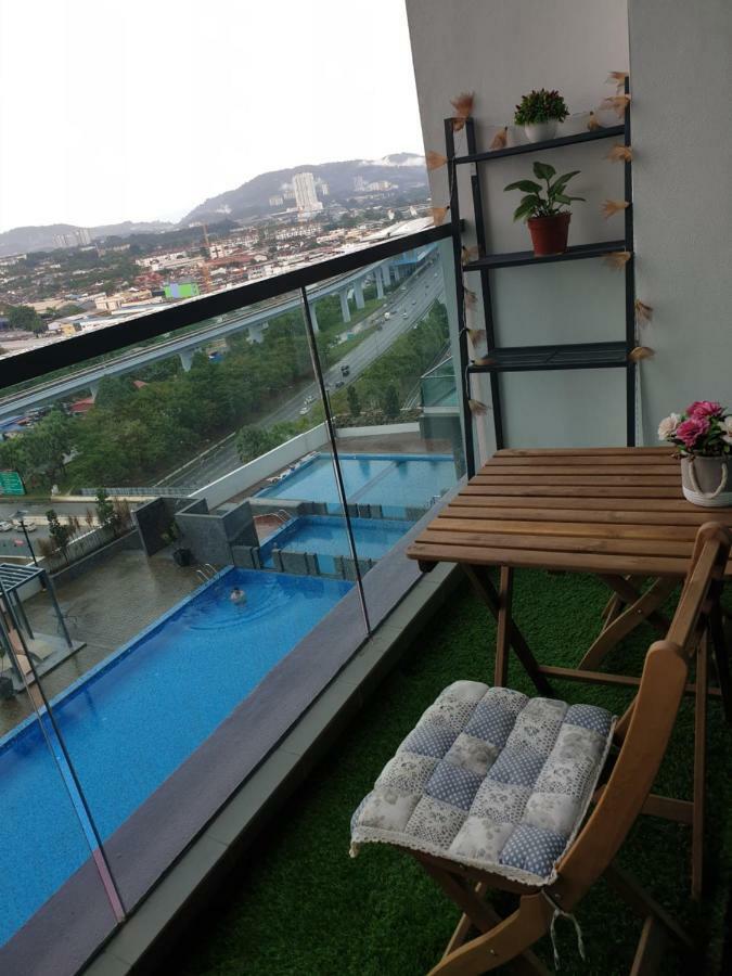 Mlh Deluxe Studio Suites @ Landmark Residence Cheras Dış mekan fotoğraf